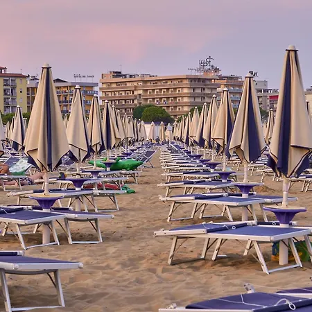 Colorful And Bright - Beahost * Bibione